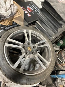 4 Tires for a 2010 Porsche Panamera (255/40 ZR 20) Michelin Pilots - Picture 1 of 5