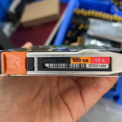 EMC 005051468 005051467 900GB 10K SAS 6G 2.5 SFF HDD Internal Hard Drive for VNX - Image 1 of 4