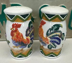 FARMHOUSE Salt and Pepper Shakers Set Brightly Colored Rooster Tulip Pottery - Picture 1 of 5