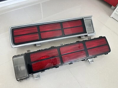 Комплект из пары задних фонарей 1986-90 Chevrolet Caprice GM - Изображение 1 из 4