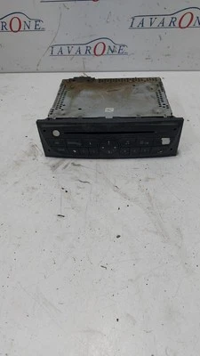 AUTORADIO PER RENAULT Clio Serie 281150038R (08>15) - Immagine 1 di 3