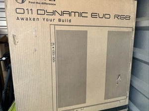 LIAN LI O11 EVO RGB White Aluminum / Steel / Tempered Glass ATX Mid Tower Case - Picture 1 of 2
