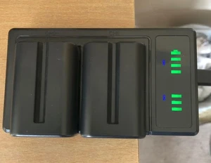 2x 1800mAh NP-FM500H Batteries + Charger For Sony NP-FM500H A200 A350 A700 A900 - Picture 1 of 4