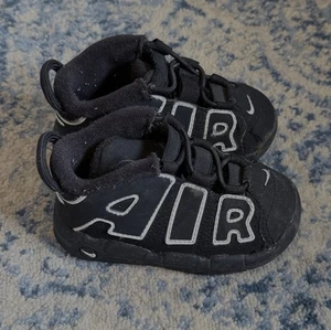 Nike Air More Uptempo Größe 6c - SEHR GUT - Bild 1 von 4