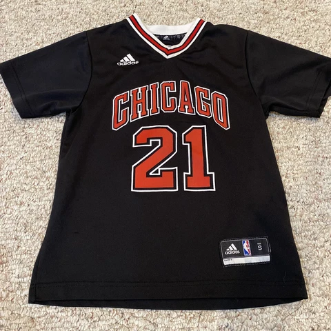 Youth NBA Chicago Bulls #21 Jimmy Butler Adidas Swingman Jersey Black Size S (8) Cover