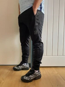 MENS NIKE AIR MAX POLY BLACK TRACKSUIT TROUSER PANT BOTTOMS MEDIUM - Picture 1 of 15