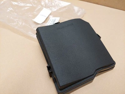 Toyota Yaris Hybrid Fuse Box Lid Cover 1.5L 826620D760 2021-2024 Genuine NEW - Image 1 of 4