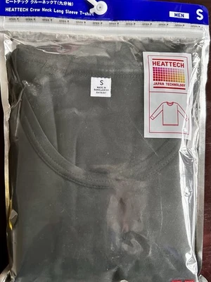 Camiseta Uniqlo HEATTECH Hombre Cuello Redondo Manga Larga Negra (Pequeña) Nueva Con Etiquetas Foto 1 de 3
