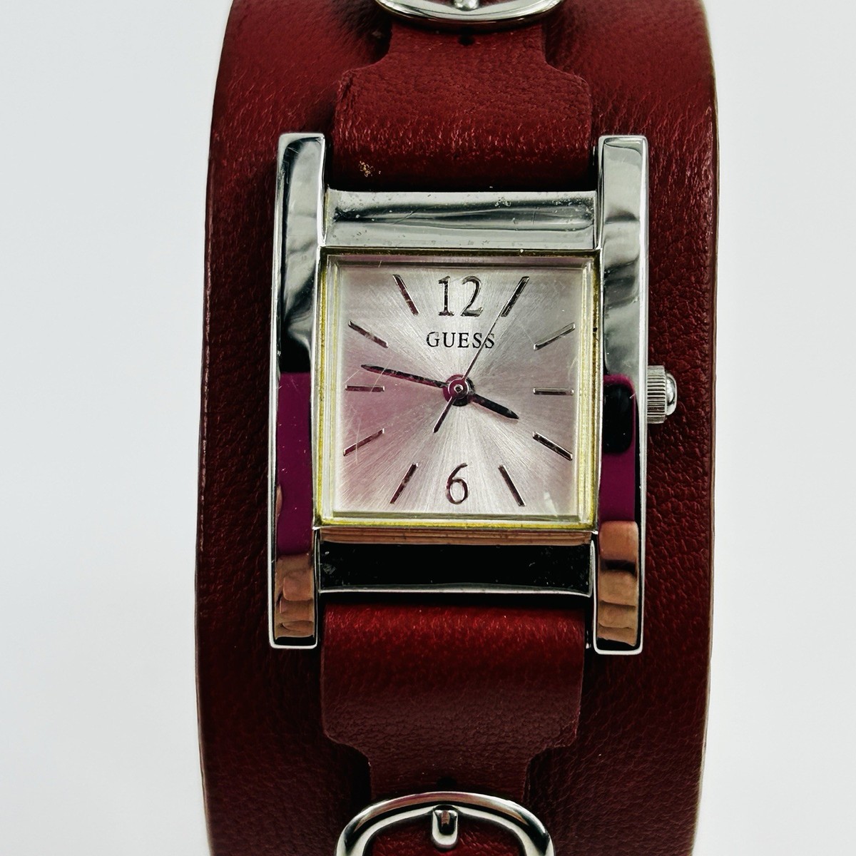 Cuero Reloj Guess Genuine Leather Reloj Guess Para Mujer (GW0504L5