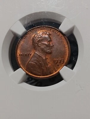 1973 D Lincoln Memorial Cent Penny Coin MS62 RB  NGC Brown Label Holder - Image 1 of 3