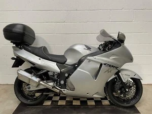 2005 55 HONDA CBR1100XX SUPER BLACKBIRD 1137CC CBR 1100 X-4 - S/H - Picture 1 of 11