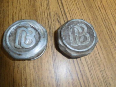 2 CUBIERTAS DE GRASA ANTIPOLVO TAPACUBOS EJE RUEDA COCHE MOTOR DODGE BROTHERS DB ~ ENVÍO GRATUITO Foto 1 de 4