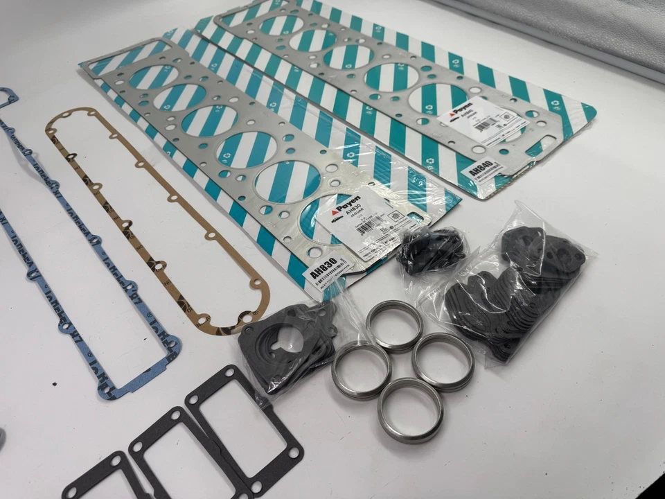 EARLY JAG V12 PRE-HE XJ12 S1 ETYPE S3 CARBED HEAD GASKET SET WITH PAYEN GASKETS - Image 1 of 4