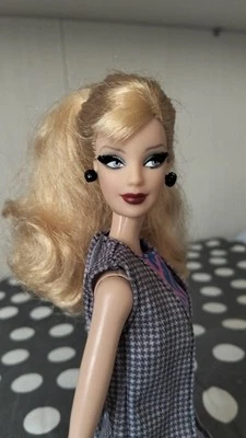 Barbie Model Muse Magia Delle Feste 2008 Vintage come dalle foto. - Immagine 1 di 4