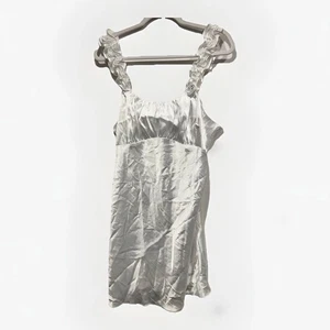 Linea Donatella Nightgown L White Satin Bridal Ruffle Floral Adjustable Straps - Picture 1 of 13