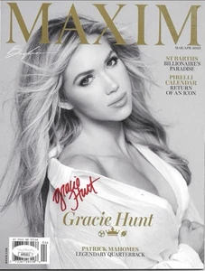 KANSAS CITY CHIEFS GRACIE HUNT SIGNED MAXIM MAGAZINE JSA COA AUTHENTIC AUTOGRAPH - Picture 1 of 2