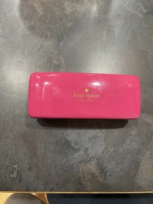 Estuche rígido para gafas de sol Kate Spade rosa naranja con caparazón de almeja Foto 1 de 4