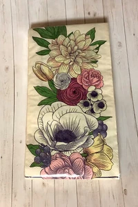 Paper Dinner Napkins Retro Flowers 16 Count Guest Towels Party Buffet Wedding - Picture 1 of 2