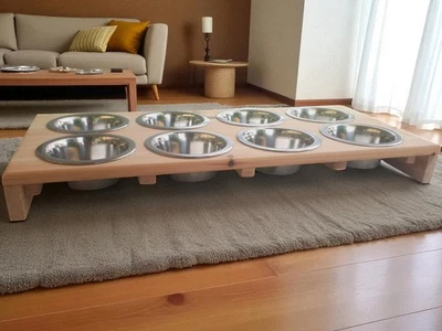 Futterbar Kiefer mit 8 Näpfen - Welpenbar Kitten Hund Katze - Napfhalter Massiv - Bild 1 von 4