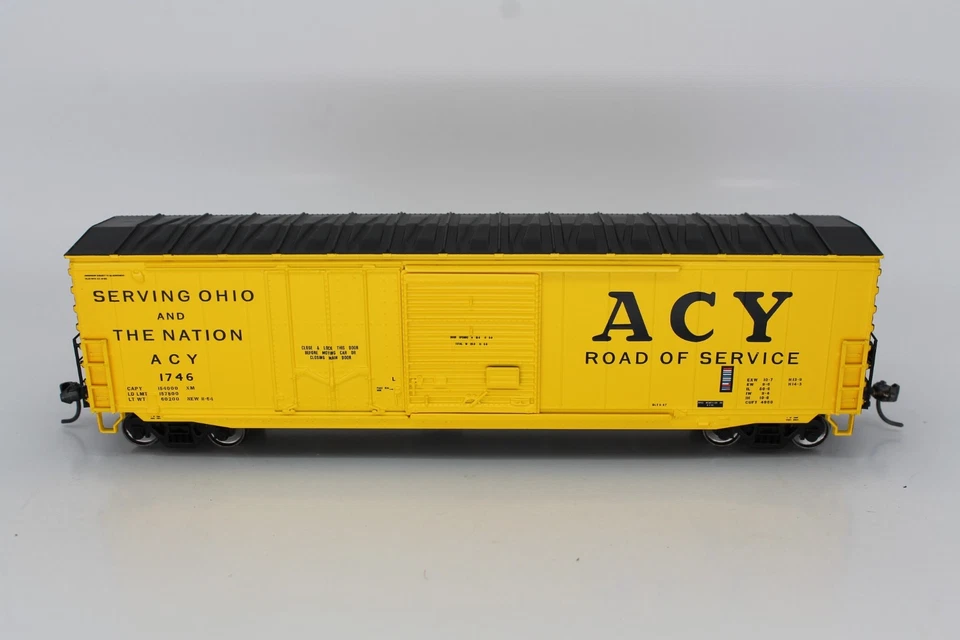 ATHEARN RTR 91219 AKRON CANTON & YOUNGSTOWN 50' COMBINATION DOOR BOXCAR RD.#1746 - Image 1 of 4