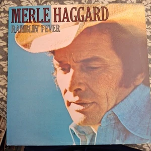MERLE HAGGARD "RAMBLIN' FEVER" VINYL LP 1977 NEAR MINT - Picture 1 of 4