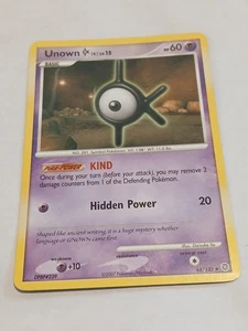 2008 Pokemon Majestätische Morgenröte Reverse Holo Unown 33/100 LP - Bild 1 von 2