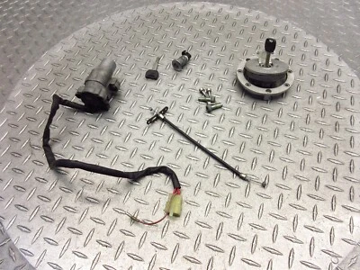 Honda CBR1100XX CBR1100 1999 97-00 Blackbird juego de bloqueo tapa de gasolina llave de encendido Foto 1 de 4