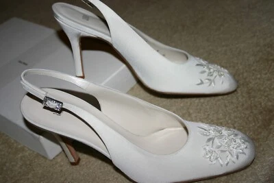 VERA WANG Glokenya IVORY Fallie SILK Beaded WEDDING Bridal SLINGBACK Sz 8 B $310 - Image 1 of 4