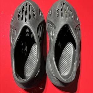 Foam Black Shoes 7 - Picture 1 of 6