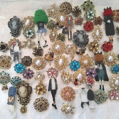 Lote de 29 piezas broche broche botón cristal estrás color estilo vintage mezclado hágalo usted mismo Foto 1 de 4