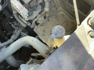 Depósito de lavado a través del 19/06/15 se adapta a camioneta Sierra 1500 14-15 4905091 Foto 1 de 4