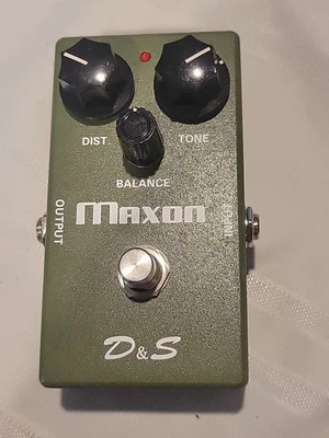 Distorsión MAXON D&S Foto 1 de 2