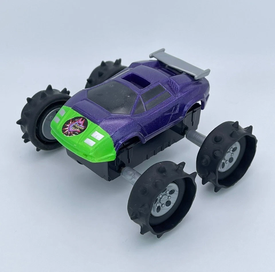 Vintage 1993 Kenner Motorized Carzillas Iron Spike with Transforming Wheels VGC - Image 1 of 4