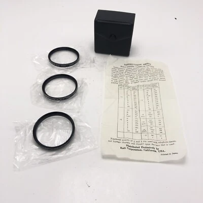 Three Kalt Coated Close Up Lenses 49 mm and Case - Image 1 of 4