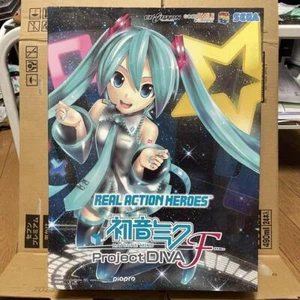 Medicom Toy  Hatsune Miku Project Diva F -Hatsune Miku- Real Action Heroes 1/6 - Picture 1 of 3