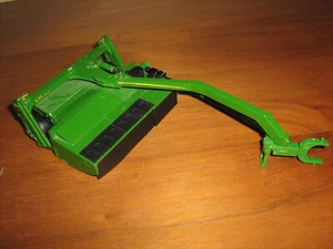 1/32 Ertl Diecast FARM TOY John Deere Mower Conditioner 635 MoCo JD - Picture 1 of 12