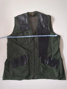 Boyt Iowa Breathable Mesh Shooting Vest Extra Large Green and Black Leather - Picture 1 of 8