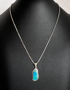 VTG. Sterling Silver Box Chain Necklace With Blue Lab Opal Pendant 18" Length - Picture 1 of 6