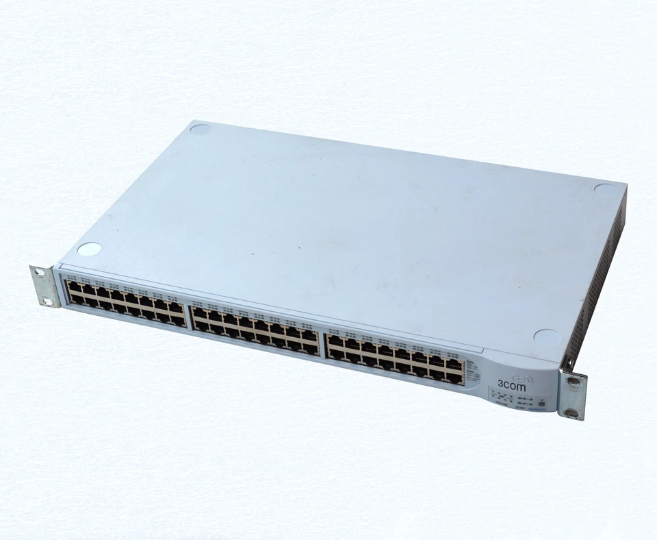 48 10/100 Ports Network Switch 3Com Superstack 3 LAN Switch 4400 3C17204 2 O705 - Image 1 of 1