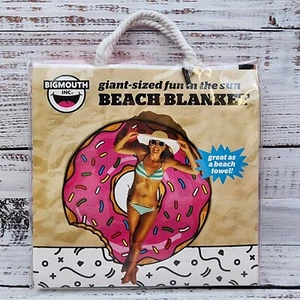 Manta de Playa Tamaño Gigante Sprinkle Donut BIGMOUTH INC Microfibra 5x5 Nueva Sellada - Imagen 1 de 7