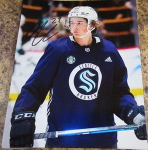 TYSON JUGNAUTH SIGNED 8X10 MATTE PHOTO SEATTLE KRAKEN (A) - Picture 1 of 2