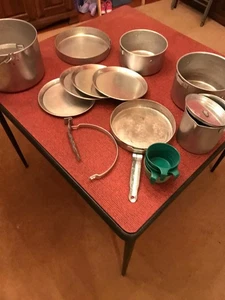 ALUMNIUM PELCO STACKING CAMPING SET PLATES ,COFFEE POT,POTS AND PANS WORCHESTER - Picture 1 of 9
