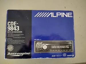 ALPINE CDE-9843 CD/MP3 Car Stereo Receiver Bass - Picture 1 of 12