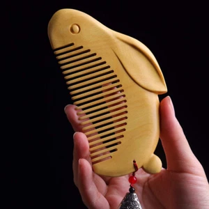 130*70*13mm Rabbit Pattern Hand Carving Boxwood Women Comb Crafts Gift Comb - Picture 1 of 4