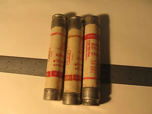 3 Stück Gould RK5 TRS45R 45A 600V Sicherungen Dual Element Zeitverzögerung Strombegrenzung (35) - Bild 1 von 1