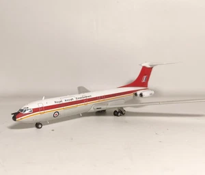 JC Wings 1:200 Royal Aircraft Establishment Vickers VC-10 1101 XX914 Limted Ed. - Bild 1 von 6