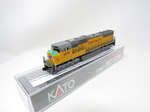 Kato N 176-4015-S DCC Sound Union Pacific Excursion EMD SD70M Diesel Locomotive - Picture 1 of 11