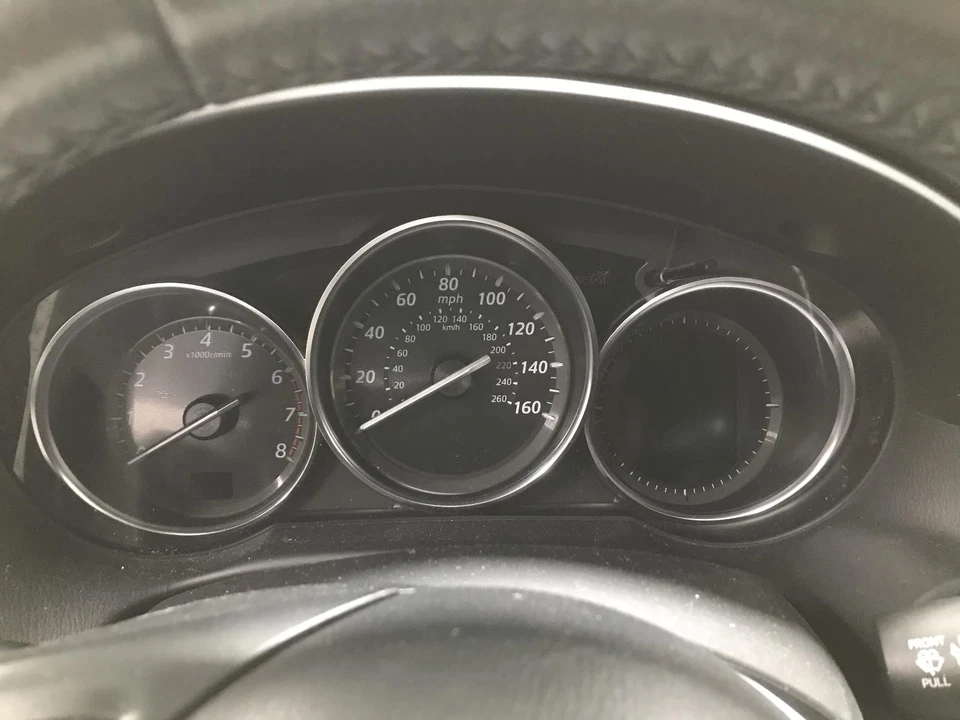 Medidor de velocímetro usado se adapta a: Mazda CX-5 2015 clúster MPH AT ID KR28-55-471A grado Foto 1 de 4