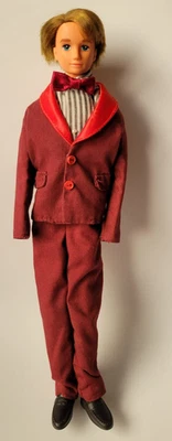 De colección 1987 Takara Licca Papa Papá Padre Pierre Kayama Rojo/Marrón Esmoquin Traje Muñeca Foto 1 de 4