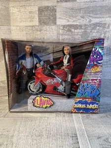 Bicicleta Mattel Flavas Fecha Happy D & Liam RARA con Motocicleta 2003 Hip Hop C1975 Nueva en Caja - Imagen 1 de 11